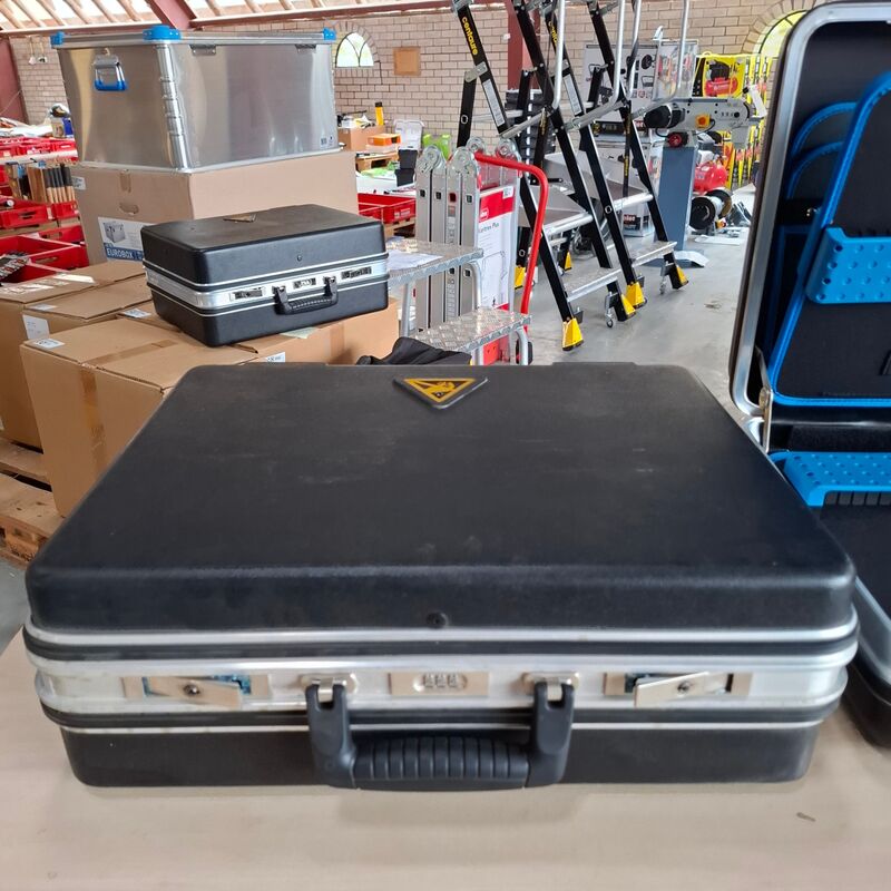 2x Gereedschapskoffer – foto 3 – kavel bij Onlineveilingmeester, Winsum