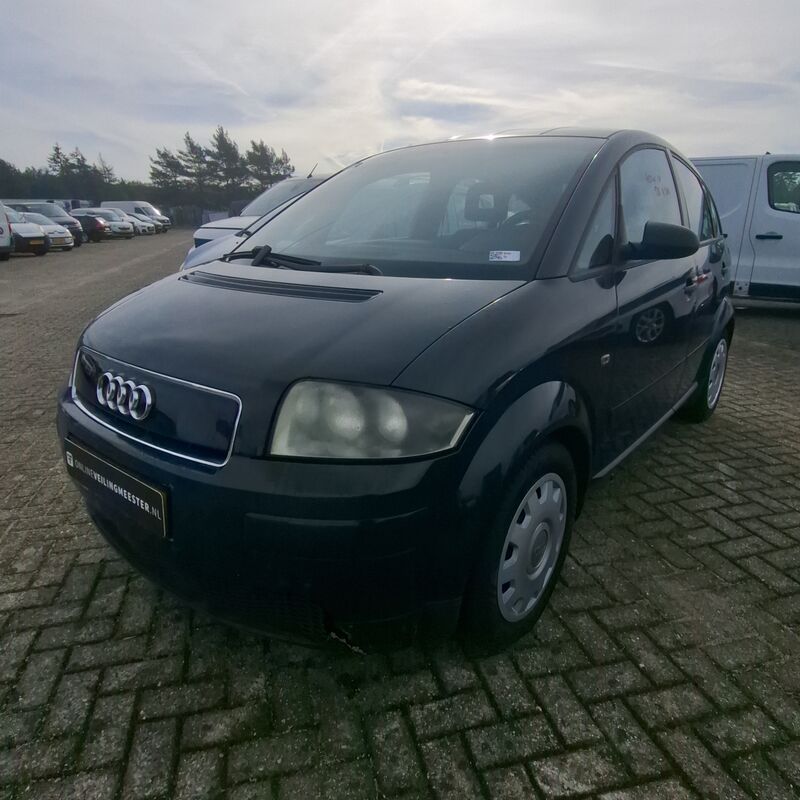 Personenauto, Audi, A2, 1.4, 2000 – foto 2 – kavel bij Domeinen Roerende Zaken, Soesterberg