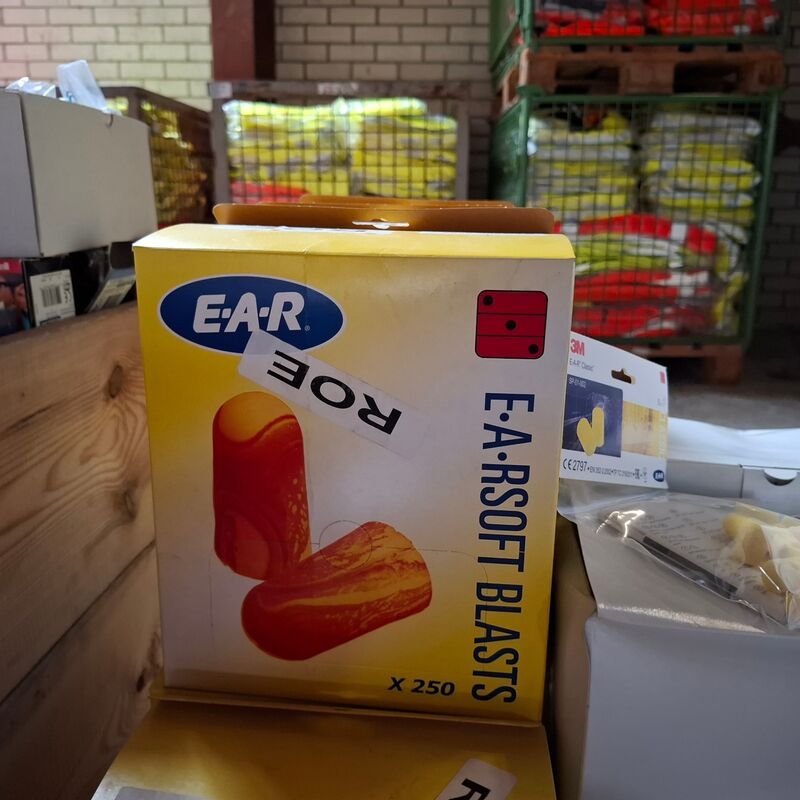Assortiment PBM o.a. 3M – foto 4 – kavel bij Onlineveilingmeester, Winsum
