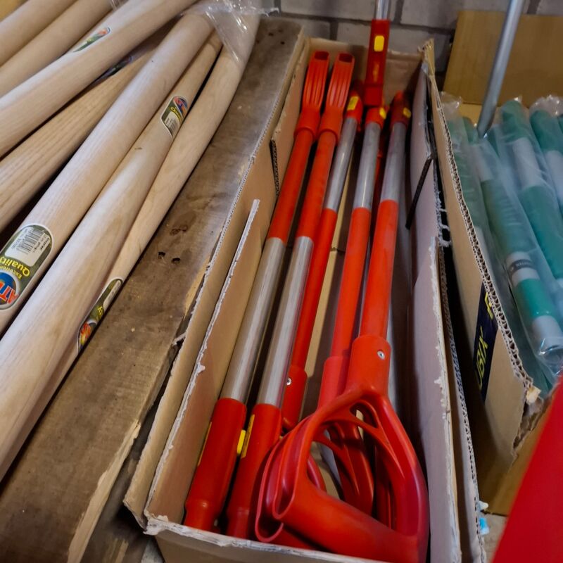 Diverse stelen – foto 8 – kavel bij Onlineveilingmeester, Winsum