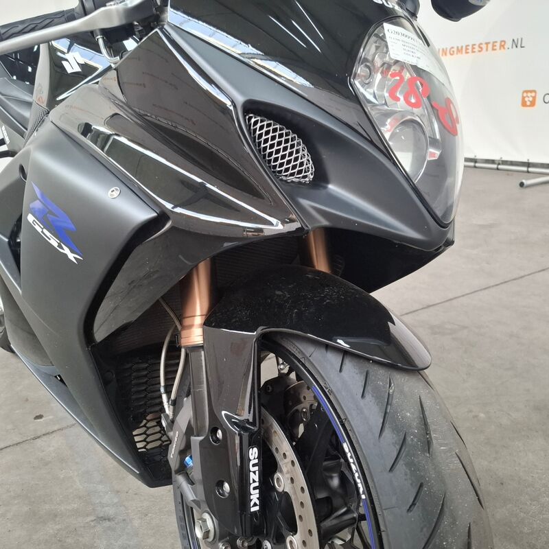 Motorfiets, Suzuki, GSX R1000, 2008 – foto 5 – kavel bij Domeinen Roerende Zaken, Soesterberg