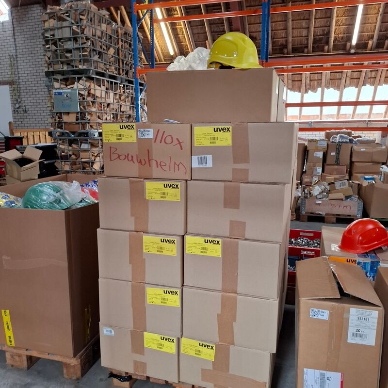 Ca. 110x Bouwhelm Uvex, Pheos-E-WR, geel – foto 4 – kavel bij Onlineveilingmeester, Winsum