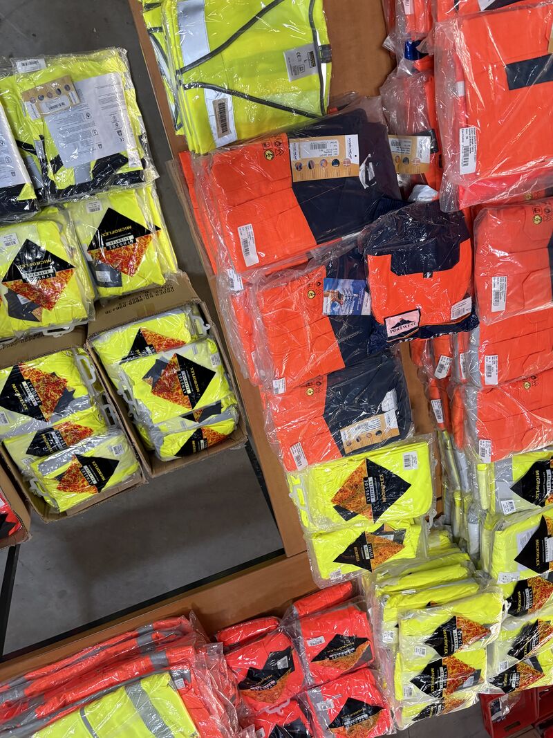 Ca. 320x Diverse reflecterende werkkleding, O.a. Hydrowear – foto 10 – kavel bij Onlineveilingmeester, Winsum