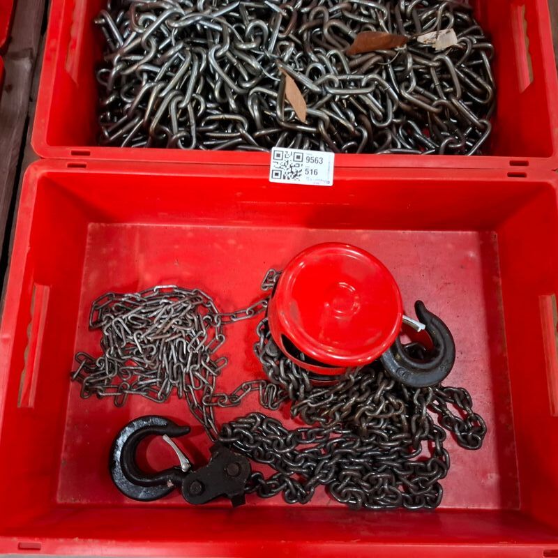 Kettingtakel met diverse stukken ketting – foto 2 – kavel bij Onlineveilingmeester, Winsum