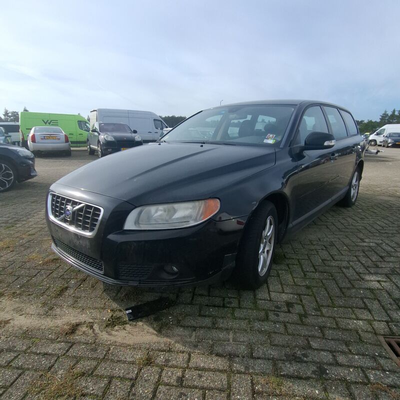 Personenauto, Volvo, V70, 2.0D Limited Edition, 2009 – foto 2 – kavel bij Domeinen Roerende Zaken, Soesterberg