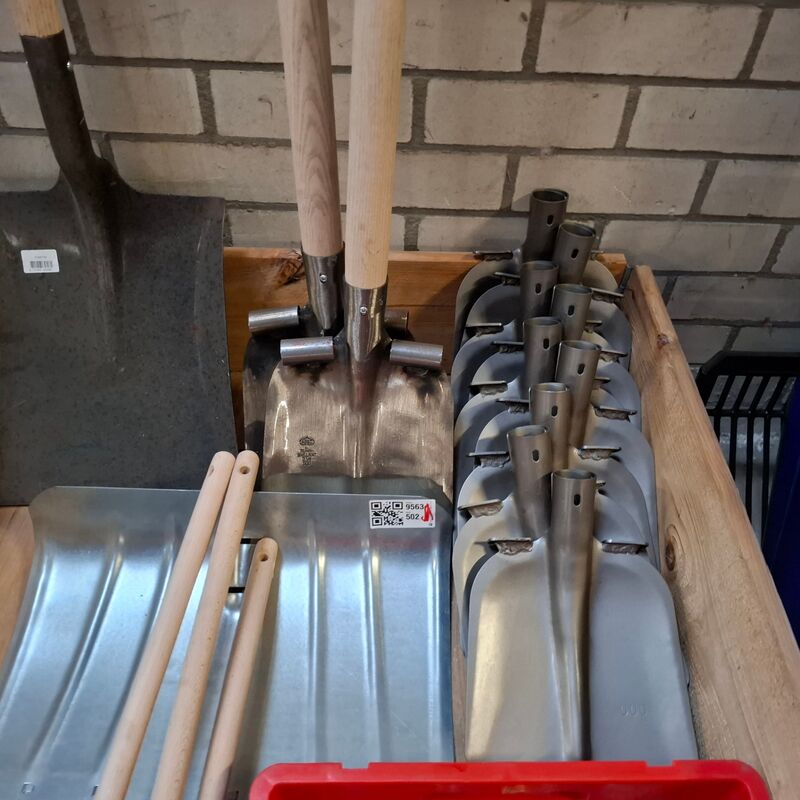 Assortiment tuinbenodigdheden – foto 4 – kavel bij Onlineveilingmeester, Winsum