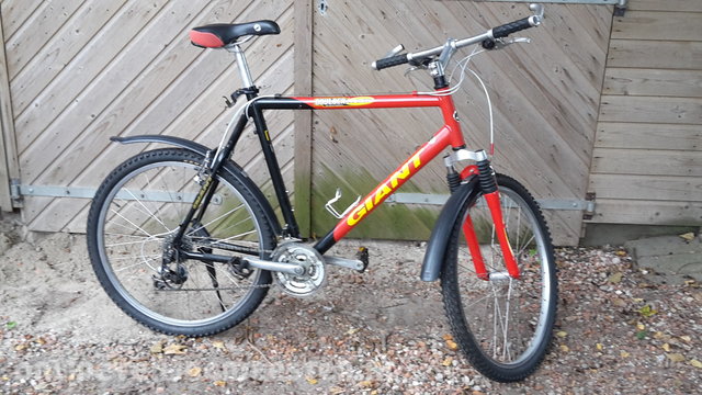 giant boulder alu shock mountain bike