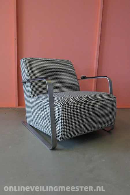 open haard boog toevoegen Design fauteuil Zuiver, Adwin Pied de Poule » Onlineauctionmaster.com