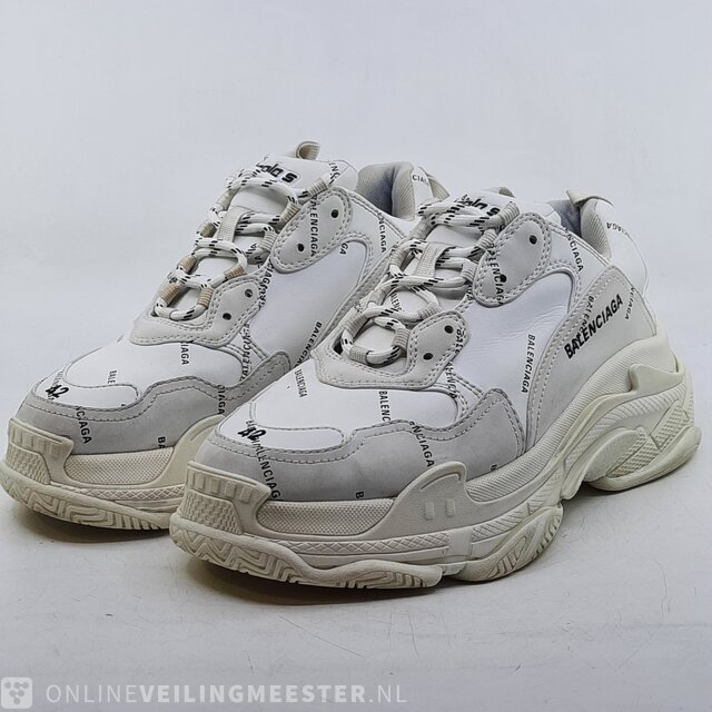 Size 42 in clearance balenciaga