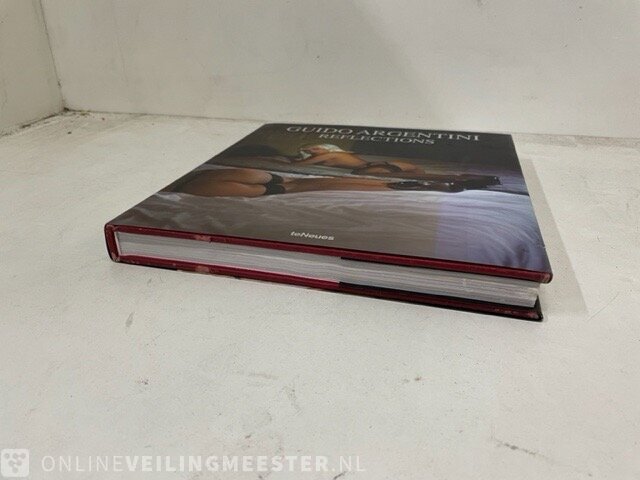Photo book Guido Argentini, Reflections