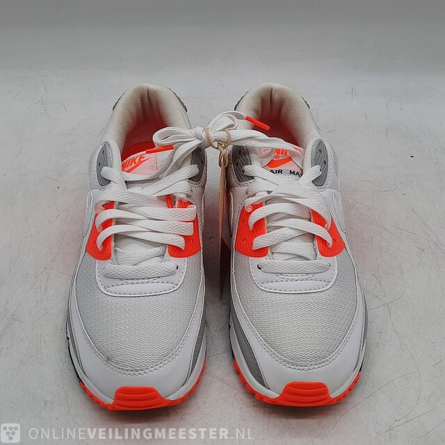 Paar sneakers maat 40 1 2 Nike TC 4352 001 Air Max 90