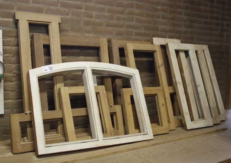 15x Raam, hout, diverse maten » Onlineveilingmeester.nl