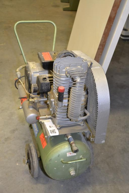 Compressor Creemers Type Mobile 360 40 Onlineauctionmaster Com