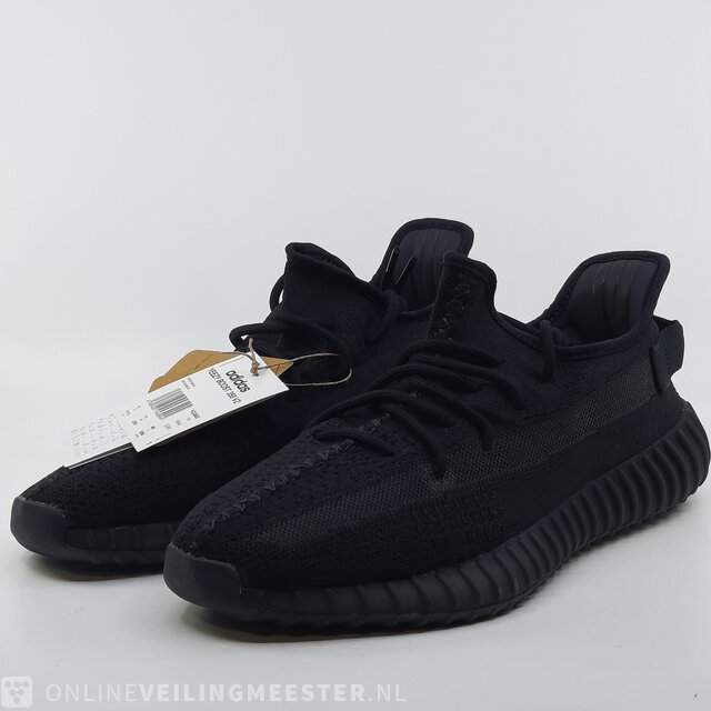 paar schoenen adidas maat 46 Paar schoenen, maat 46 Adidas, Yeezy Boost 350 V2