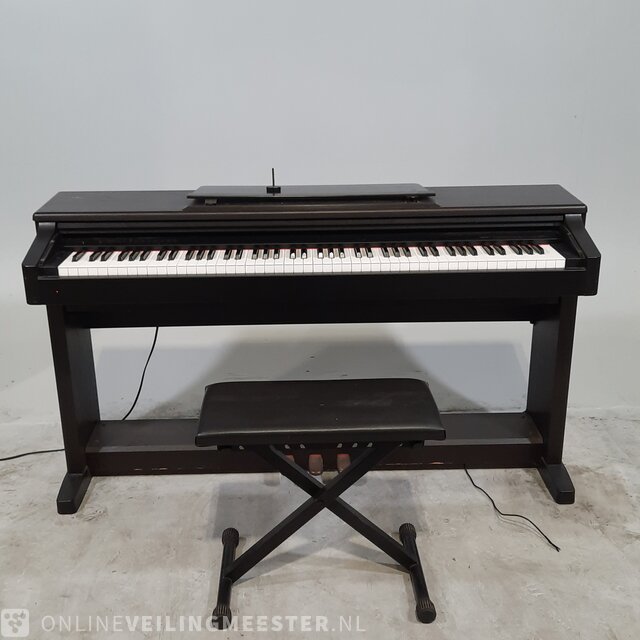 YAMAHA Clavinova CLP-123 愛らし