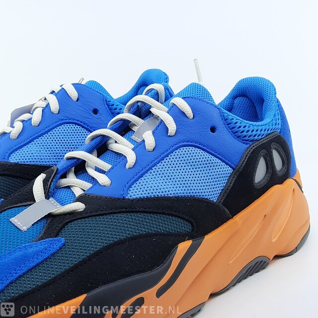 Yeezy 700 47 hotsell